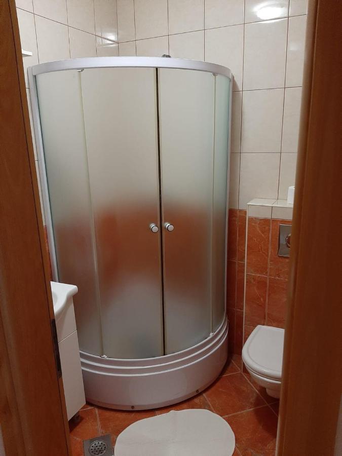 פרומאינה Apartments Nina מראה חיצוני תמונה