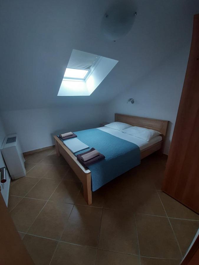 פרומאינה Apartments Nina מראה חיצוני תמונה